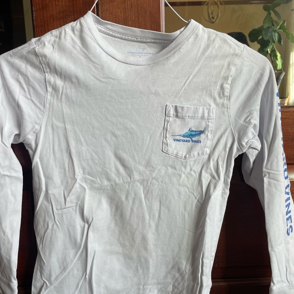 Vineyard Vines White Long Sleeve Shirt-fish